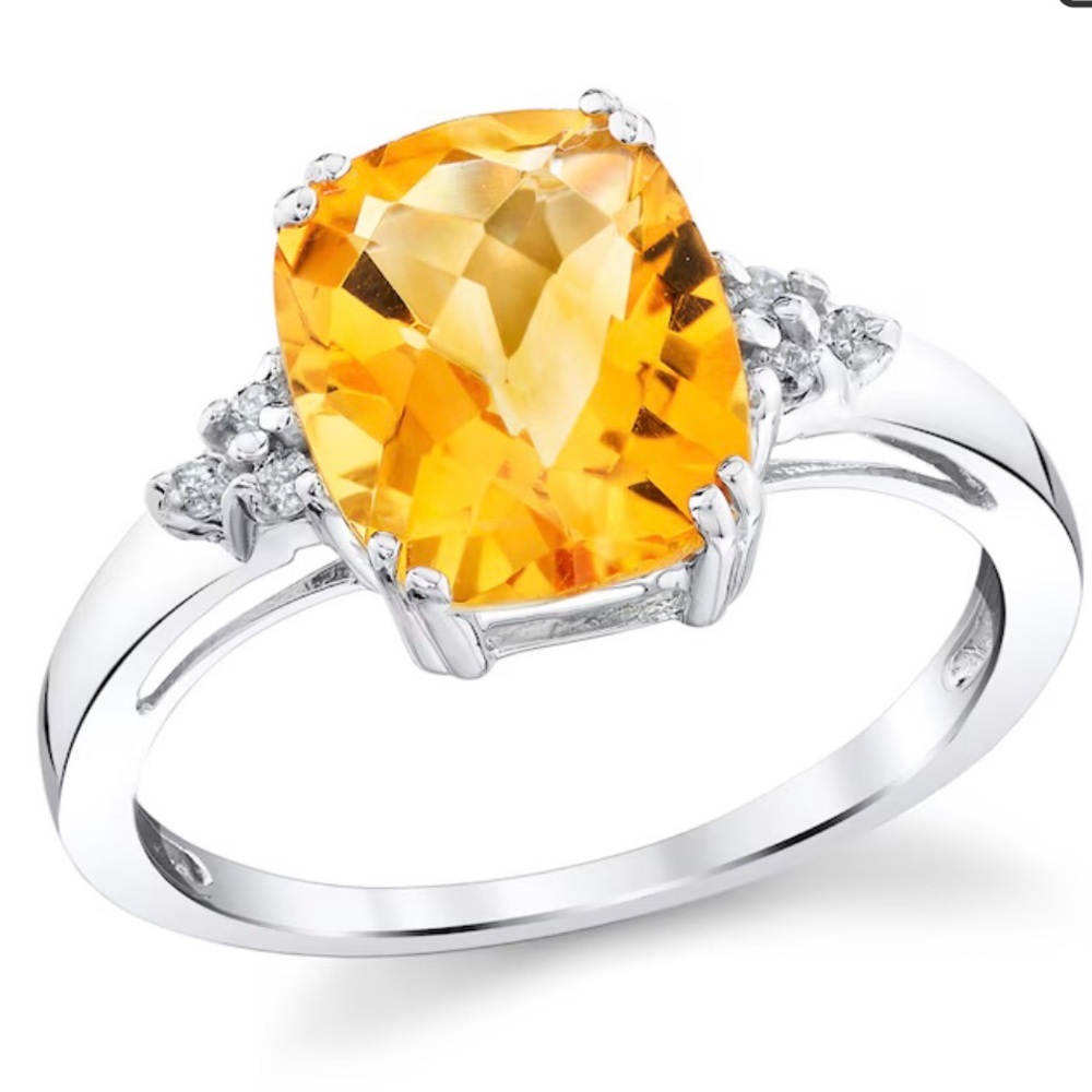 Cushion cut citrine Ring
